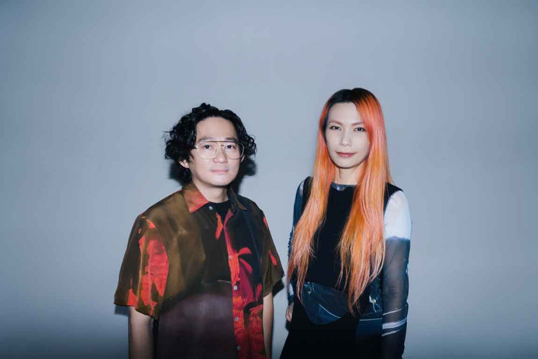 意外爆紅「養生聖物」刮痧板成Tizzy Bac搜尋關鍵字 巡演加碼台中、高雄特別場8/15開賣